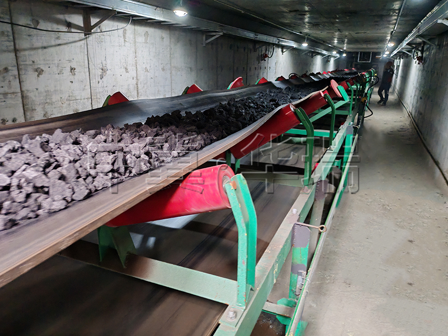 山西平遙客戶皮帶機(jī)現(xiàn)場(chǎng)